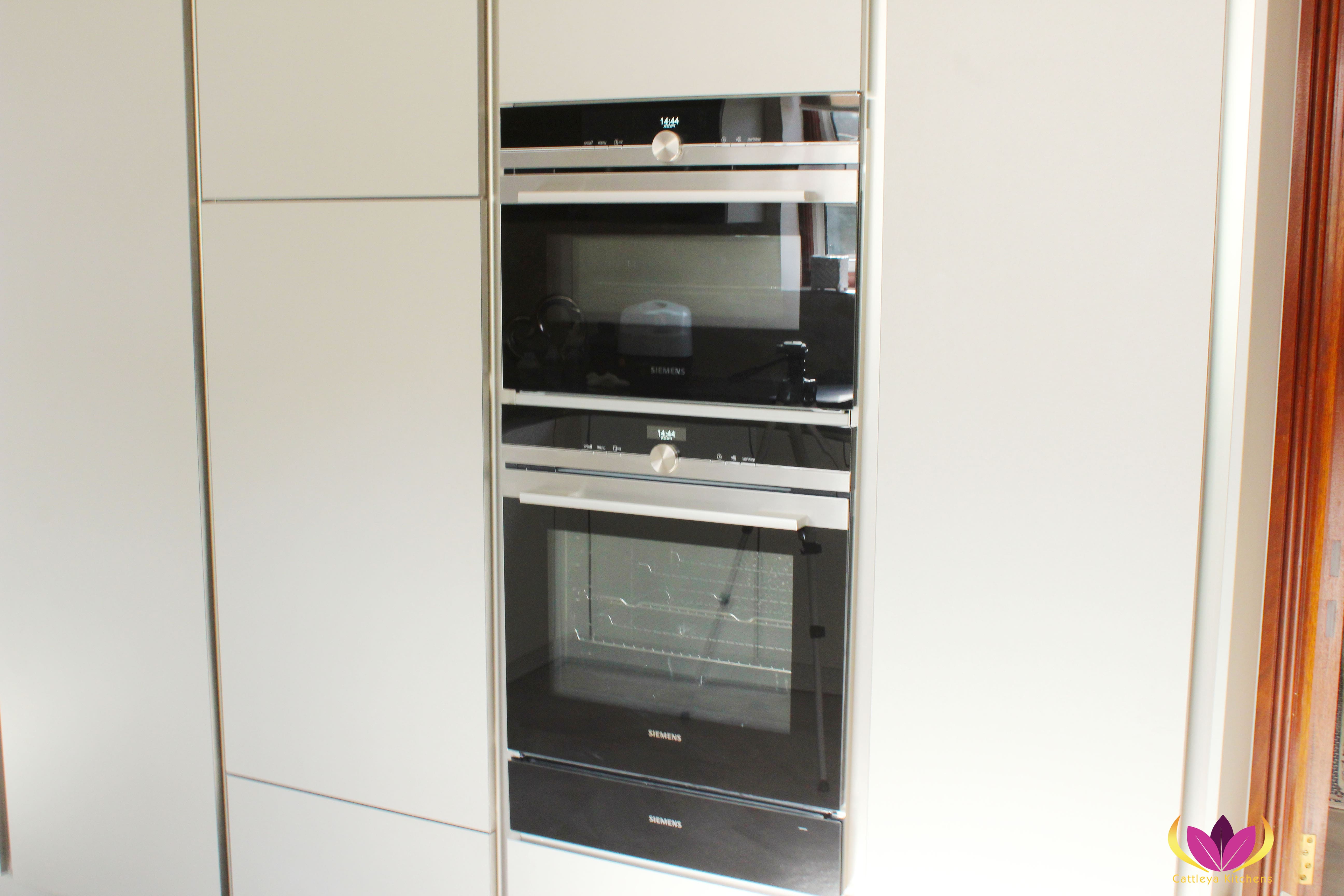Siemens Oven Ealing Finished Kitchen Project