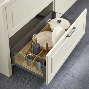 Kitchen Drawers: 7 Pullout Drawer Design Inspirations for Your Next ...